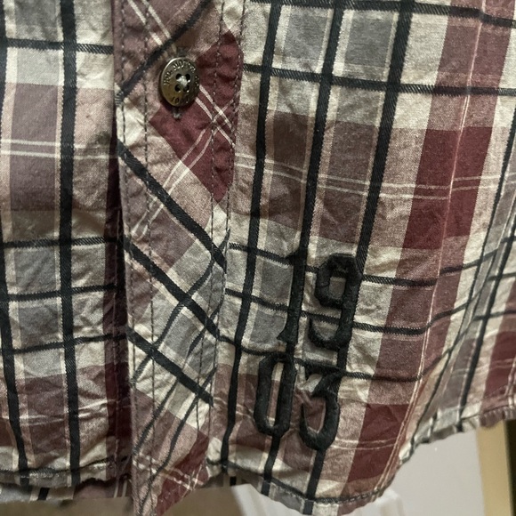 Men’s Harley Davidson button down - Picture 3 of 4